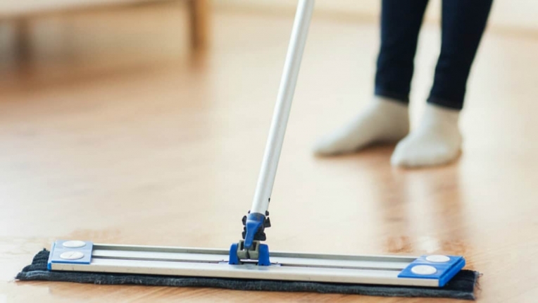 9 Laminate Floor Mistakes and How to Fix Them