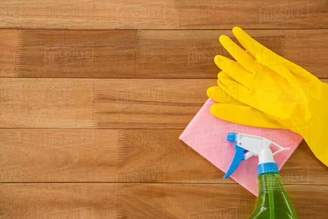 4 Steps to Cleaning & Sanitizing Tables