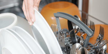 Tips for restaurant kitchen cleaning