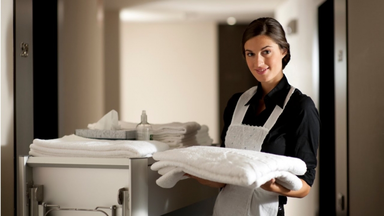 Choosing the right cleaning trolley for your business