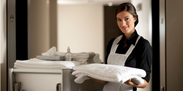 Choosing the right cleaning trolley for your business