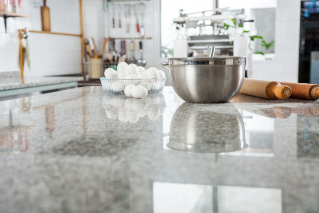 Πώς να καθαρίσετε και να διατηρήσετε το μάρμαρο της κουζίνας σας 